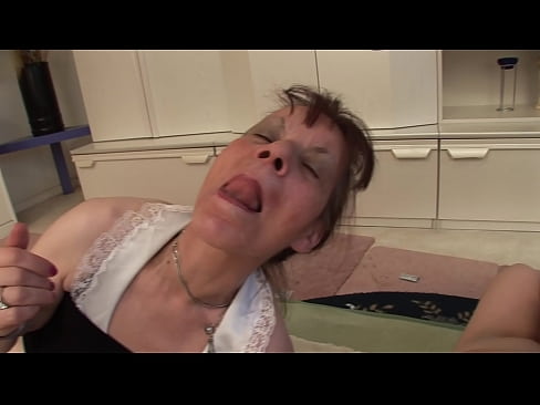 ❤️ Två mormödrar och en farfar har en trekant ❤️ Porno vk at sv.vbdsm.ru ❤